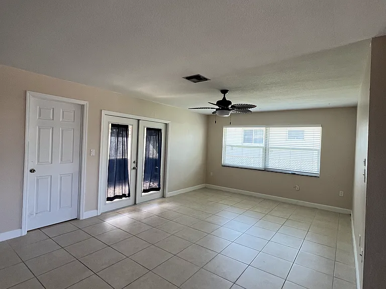 312 Cape Coral Pkwy W — Photo 18