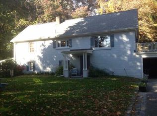 509 Creek Rd, Poughkeepsie, NY 12601