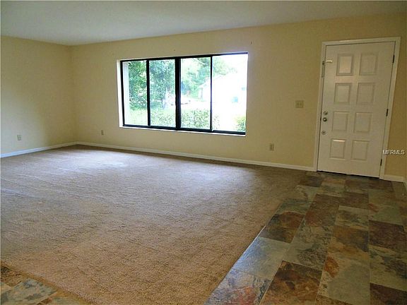 4th image of 1955 Stacey Cir