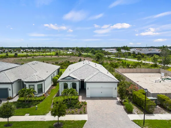 14560 Eagle Branch Dr, Nokomis, FL 34275