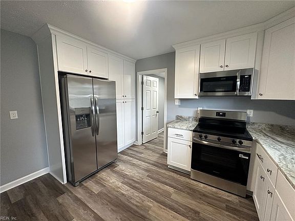 4th image of 26 Woodland Rd
