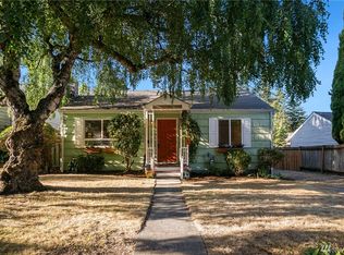 3616 SW Cloverdale St, Seattle, WA 98126