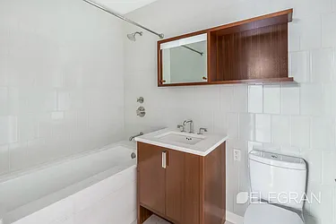 Rented by (Legacy) Elegran