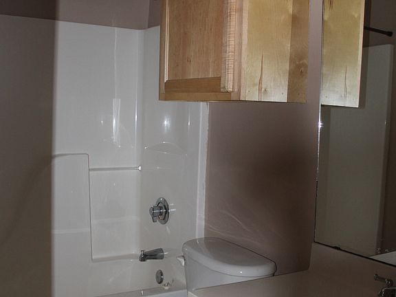 4th image of 224 Coverdale Ln #224