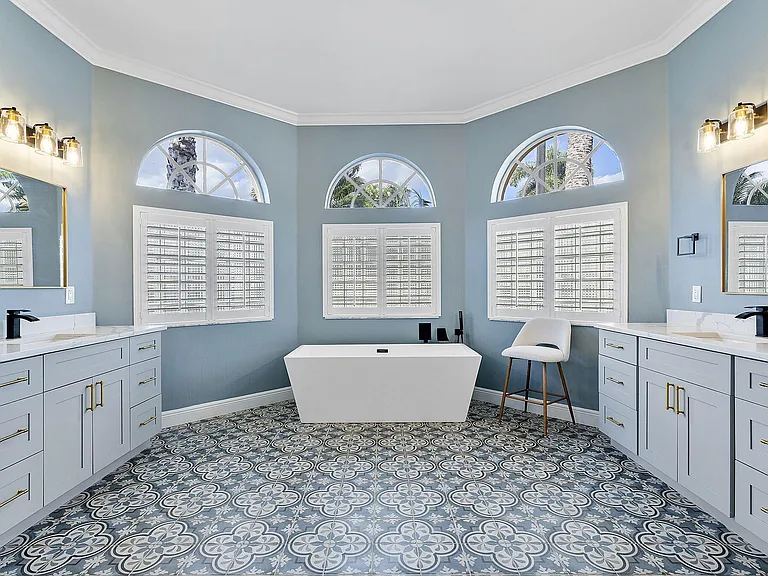 2903 Fontana Ln — Photo 43