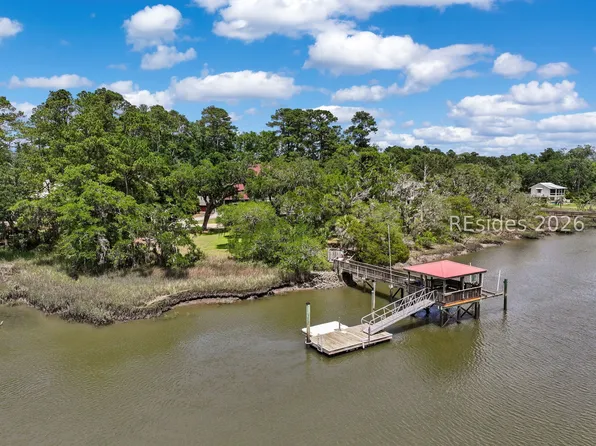 4 Middle Marsh Ln, Seabrook, SC 29940