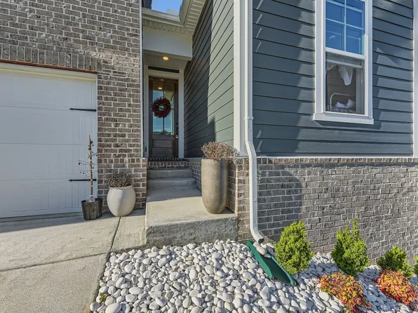 6132 Saxlingham Pl, Smyrna, TN 37167