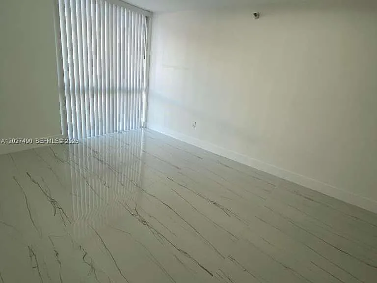 7832 Collins Ave #201 — Photo 14