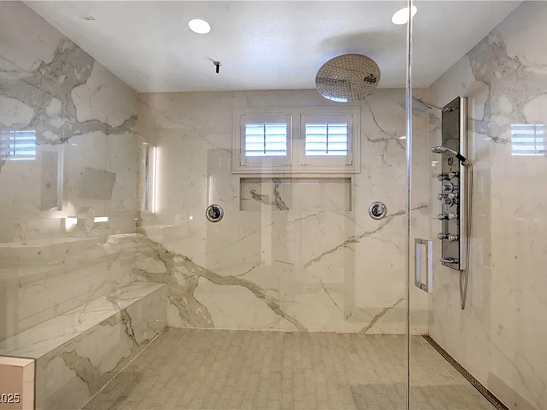 3541 Winter Wren St — Photo 28
