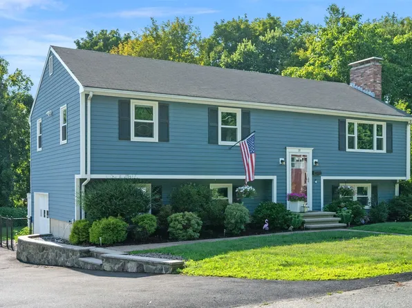 21 Border Rd, Reading, MA 01867