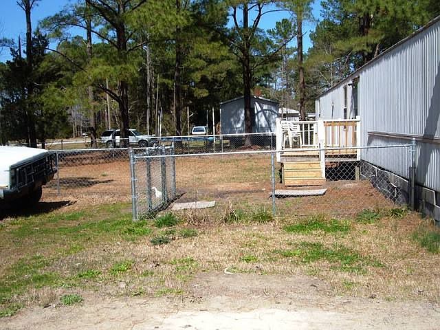 2nd image of 104 Intracoastal Dr