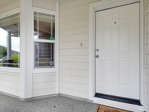 3rd image of 16815 25th Ave E