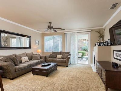 439 Lone Spur Dr, Folsom, CA, 95630