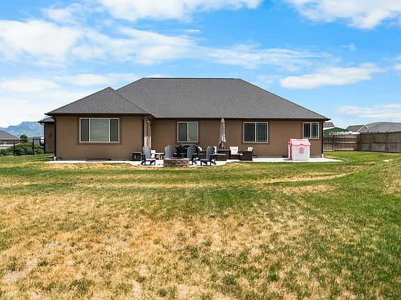 4th image of 8633 N Peppergrass Dr E
