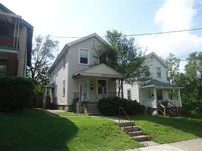 1st image of 1051 Wells St
