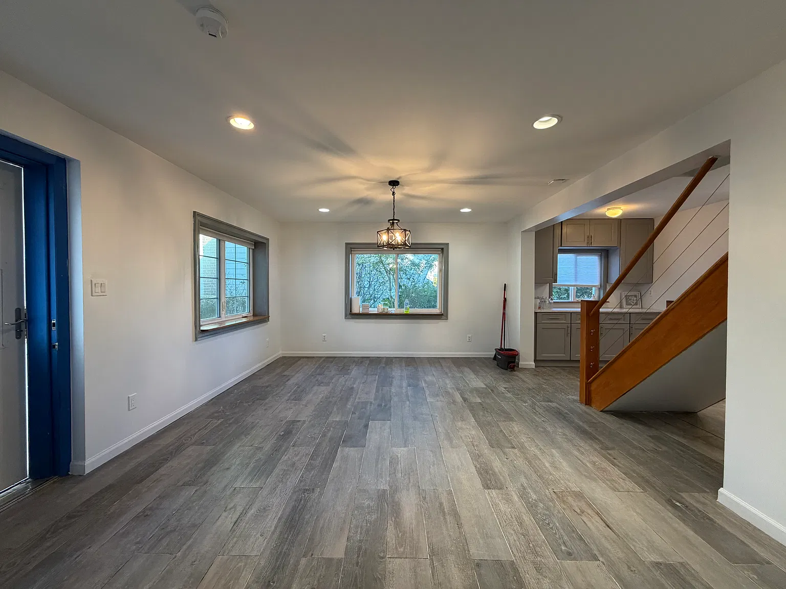 4 bed, 4300 sqft, $5,000 — Photo 4