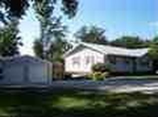 2102 Hanging Limb Hwy, Crawford, TN 38554