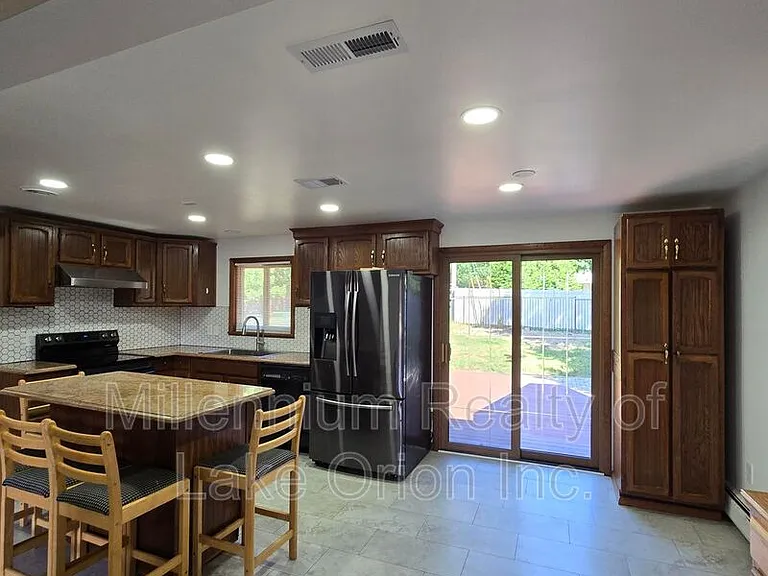 311 Nevada Ave — Photo 18