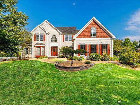 2nd image of 2 Hamilton Rd