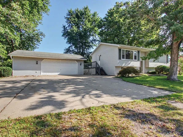 8117 Dawn Rd, Fowler, IL 62338