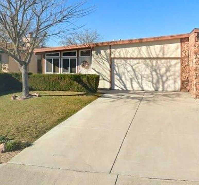 1st image of 1805 Southview Cir