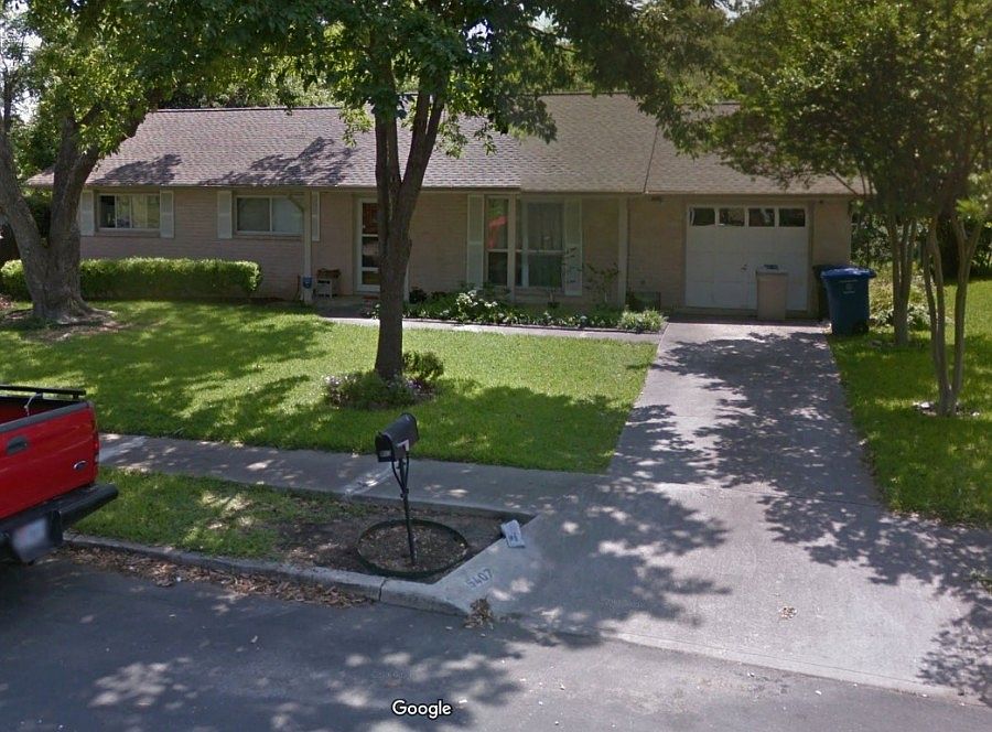 1st image of 5407 Clover Dr