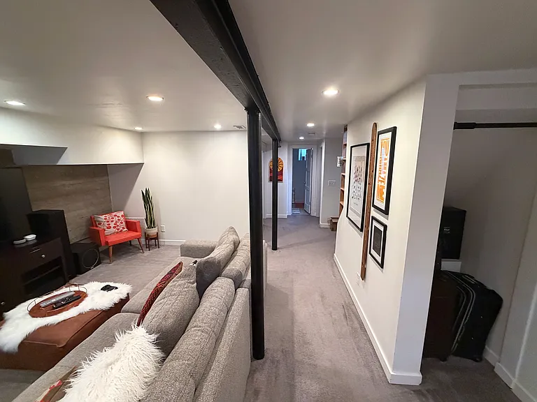 Basement/Family Room