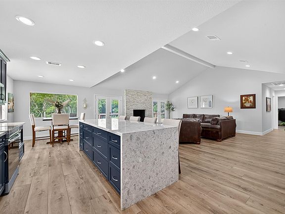 2nd image of 2210 Creek Rd