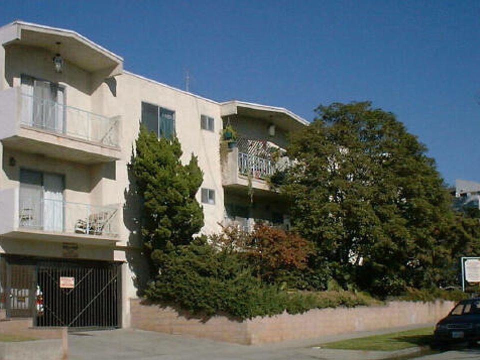 1st image of 1025 Granville Ave #7