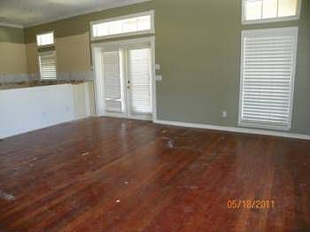 5th image of 139 Killarney Dr