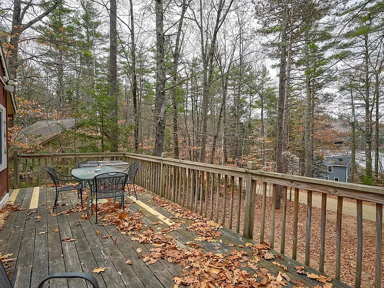30 Middle Shore Dr — Photo 25
