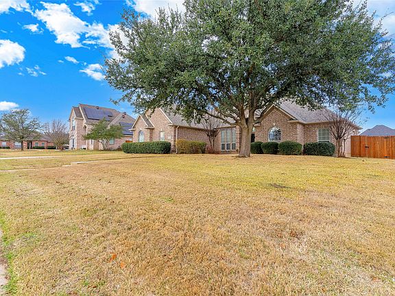 3rd image of 1508 Leaning Oak Ln