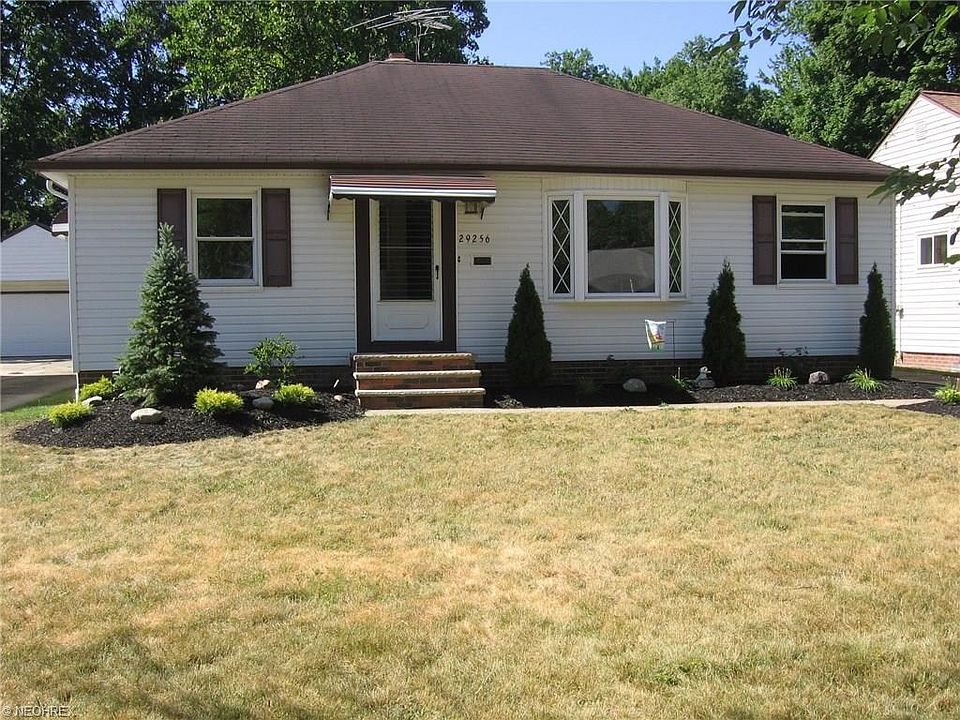 1st image of 29256 Beechwood Dr