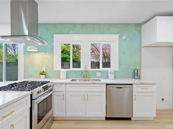 1126 N Ardmore Ave, Los Angeles, CA 90029