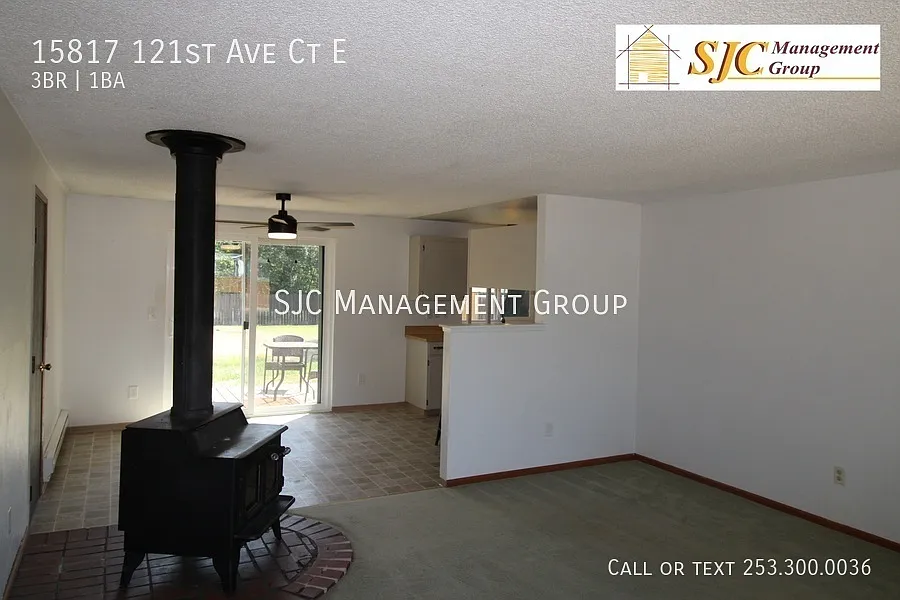 Three bedroom one bath home for rent South Hill Puyallup — Photo 4