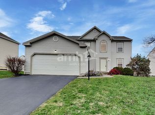 1009 Legacy Ln, Pataskala, OH 43062