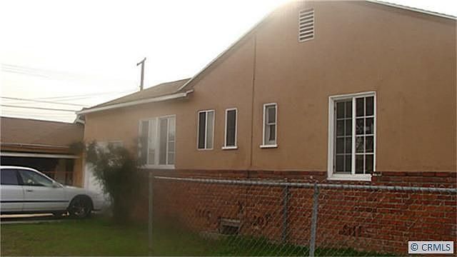 2nd image of 1562 N Banning Blvd