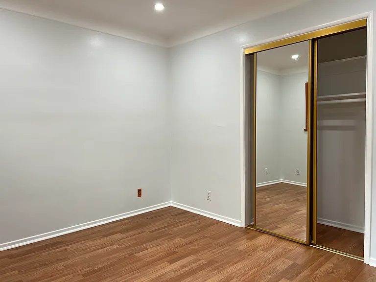 11160 Greenlawn Ave — Photo 11