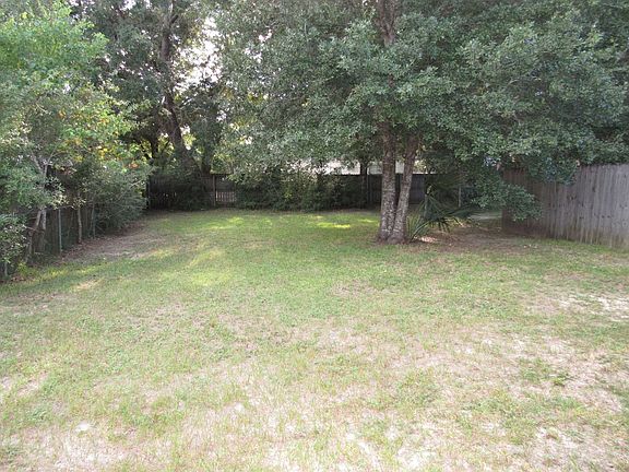 5th image of 3155 Patricia Dr #A