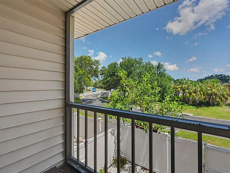 7322 Stone Haven Ct — Photo 9
