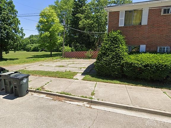 3rd image of 2630 Enterprise Ave