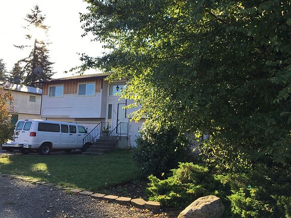 4th image of 6204 97th St NE