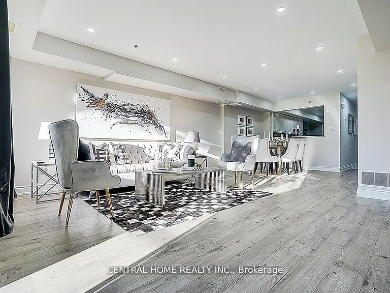 988 Sheppard Ave W #11 — Photo 4