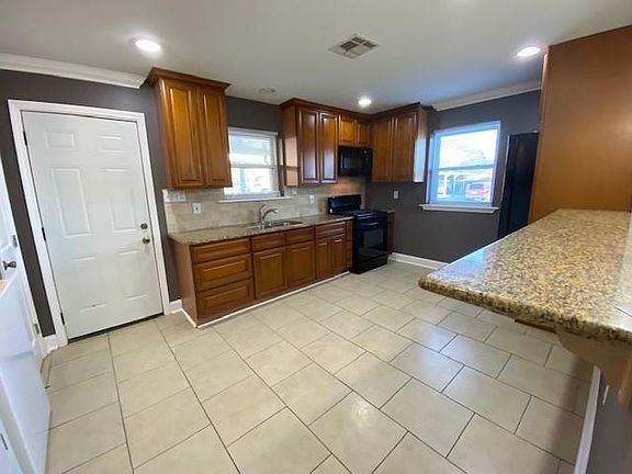 4th image of 2714 Wytchwood Dr