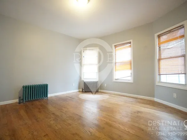 620 Beverley Road image 14 of 17