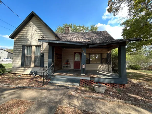 506 N 3rd St, Ozark, AR 72949