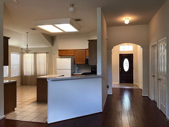 2nd image of 1911 Blooming Park Ln