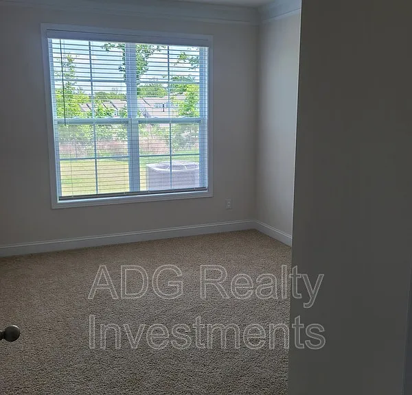 1577 Cambria Ct — Photo 13