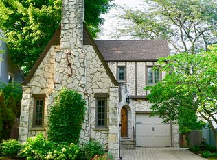 723 Roger Ave, Kenilworth, IL