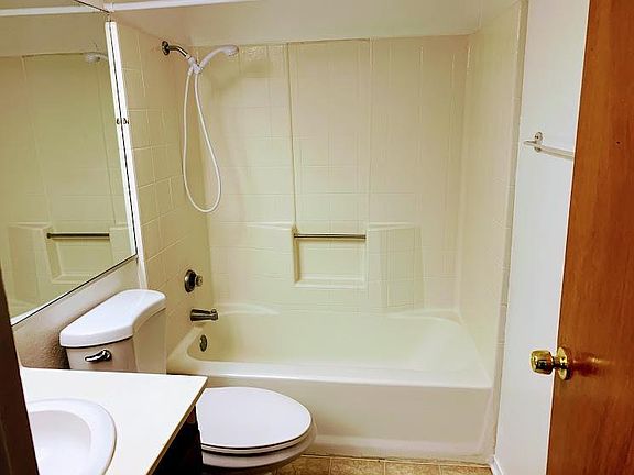 3rd image of 14814 Clubhouse Dr APT C